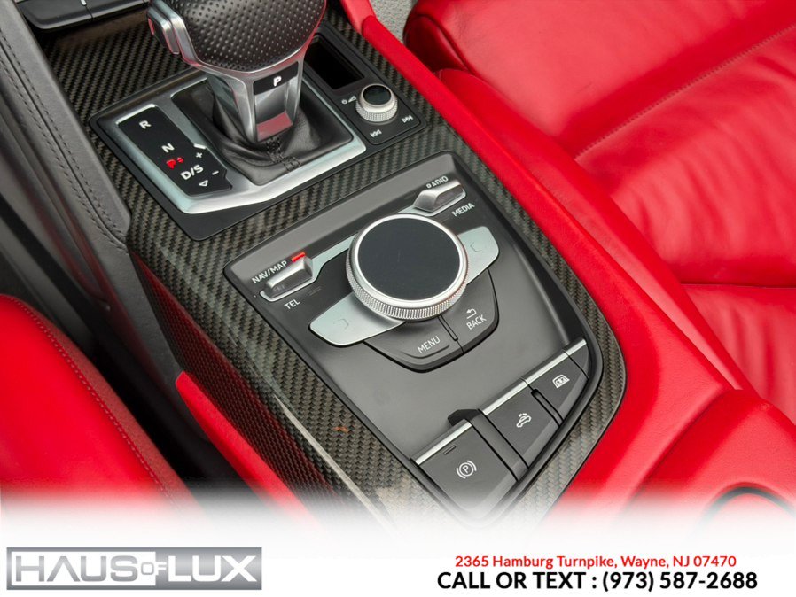 Used 2017 Audi R8 V10 w/ Carbon Exterior Package AWD/4WD image 36