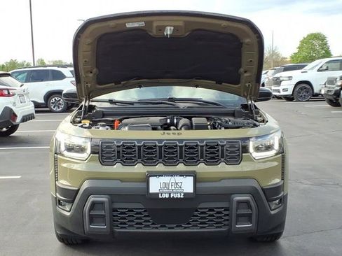 New 2026 Jeep Cherokee Laredo AWD/4WD image 21