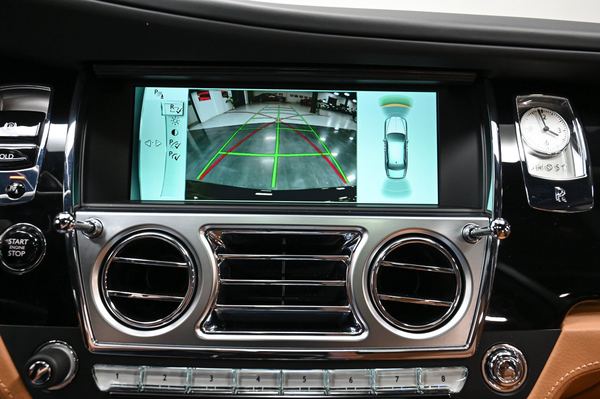 Used 2015 Rolls-Royce Ghost RWD image 44