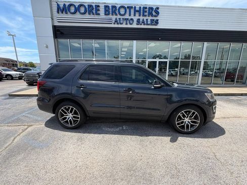 Used 2017 Ford Explorer Sport AWD/4WD image 1