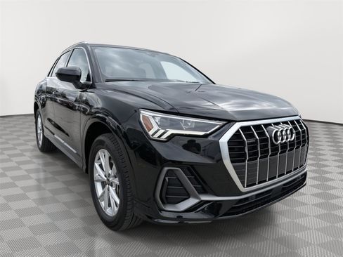 Used 2025 Audi Q3 2.0T Premium w/ Convenience Package AWD/4WD image 7