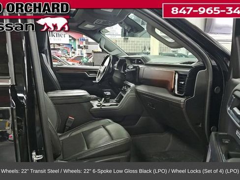 Used 2024 GMC Sierra 1500 Denali w/ Denali Reserve Package image 8