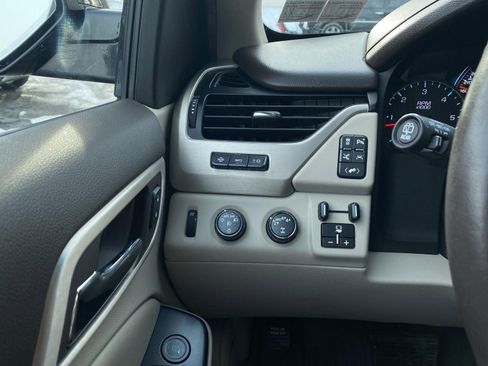 Used 2019 GMC Yukon Denali w/ Denali Ultimate Package image 10