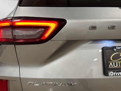 Used 2024 Ford Escape Platinum AWD/4WD image 50