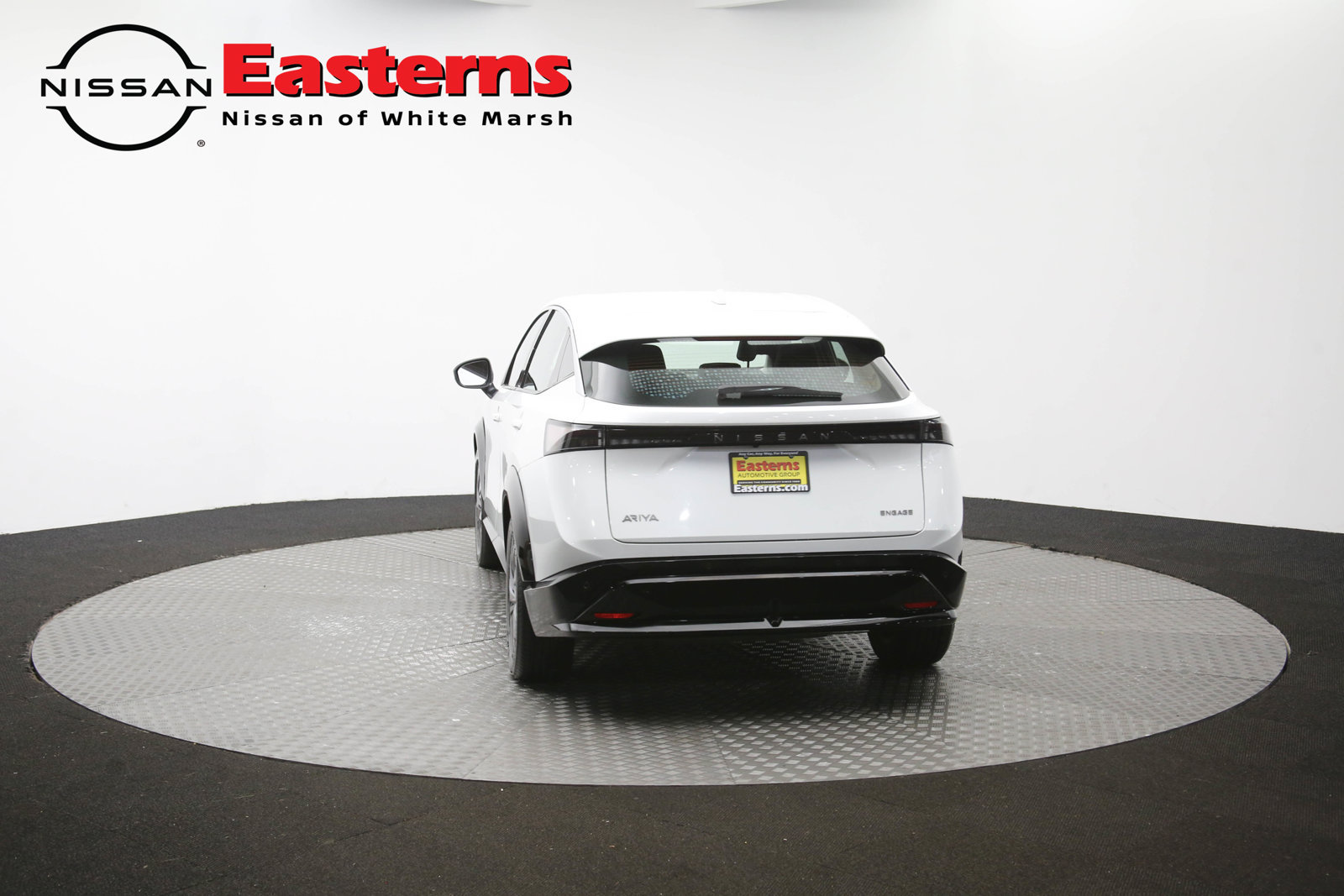Used 2024 Nissan Ariya FWD image 42