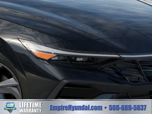 New 2026 Hyundai Elantra Sport image 9