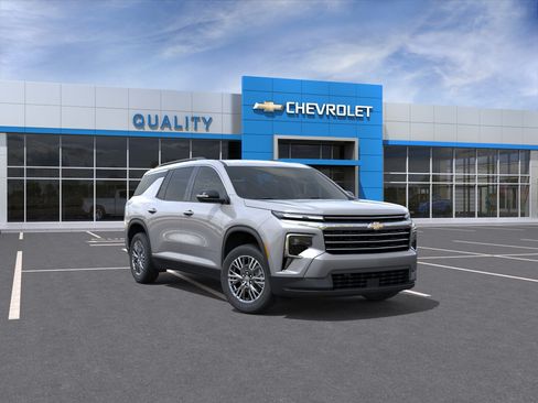New 2026 Chevrolet Traverse LT w/ Driver Confidence Package FWD image 25