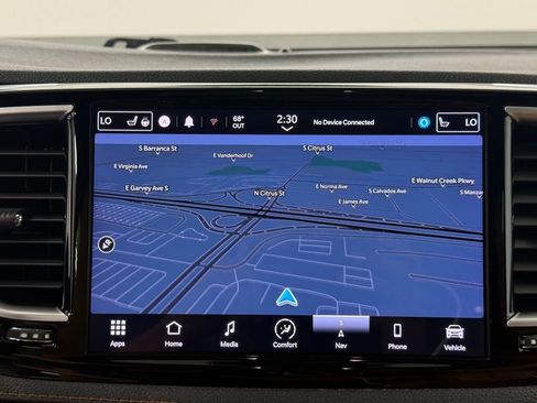 Used 2022 Chrysler Pacifica Pinnacle image 35