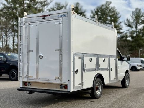 New 2026 Ford E-350 and Econoline 350 Super Duty w/ Power Equipment Group image 4