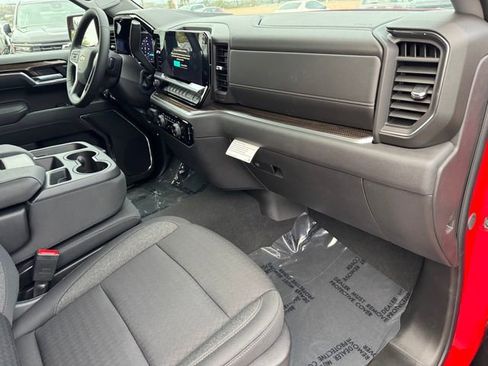 New 2025 Chevrolet Silverado 1500 LT w/ Convenience Package II RWD image 6