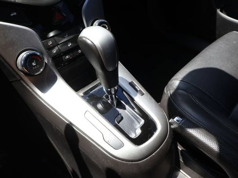 Used 2015 Chevrolet Cruze LT FWD image 21