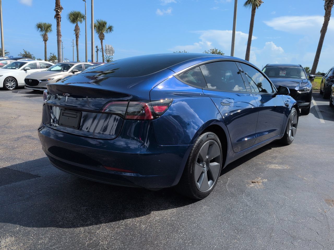 Used 2023 Tesla Model 3 Standard Range RWD image 4