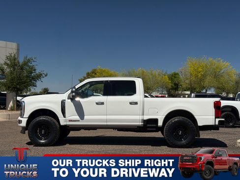 Used 2025 Ford F350 Platinum w/ Platinum Plus Package image 8