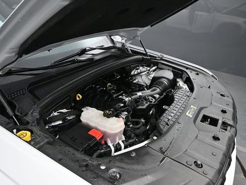 Used 2023 Jeep Grand Cherokee L Laredo image 42