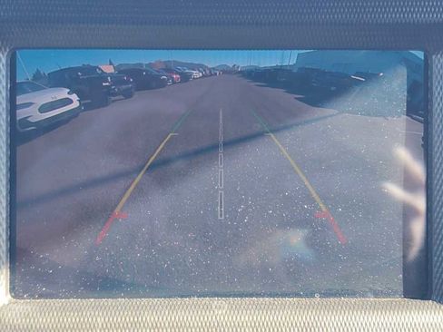 Used 2018 Jeep Wrangler Unlimited Sport w/ Technology Group image 19