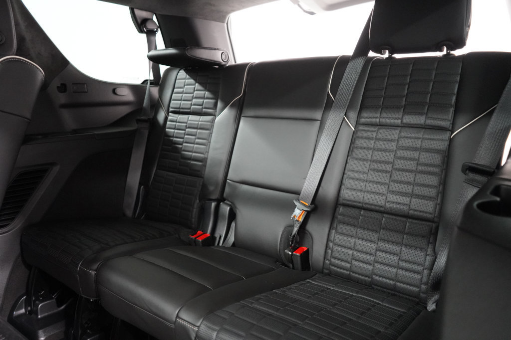 Used 2023 Cadillac Escalade Premium Luxury Platinum w/ LPO, Floor Liner Package AWD/4WD image 23