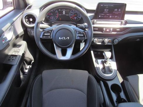 Used 2024 Kia Forte LXS image 15