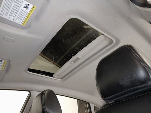 Used 2014 Ford Fiesta Titanium image 13