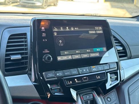 Used 2024 Honda Odyssey Sport image 21