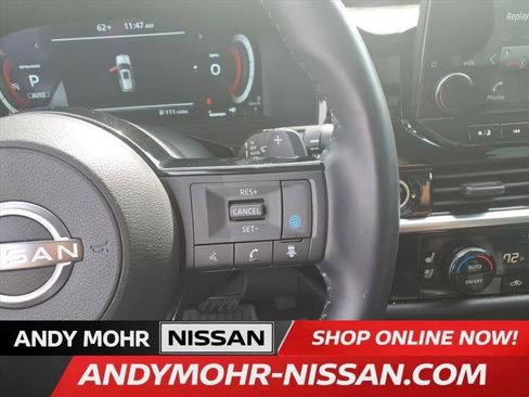 Used 2024 Nissan Pathfinder Platinum image 21