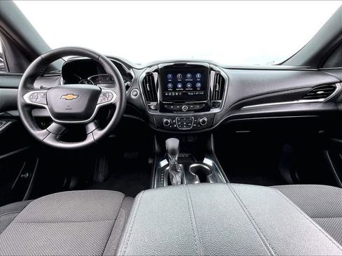 Used 2023 Chevrolet Traverse LT FWD image 22