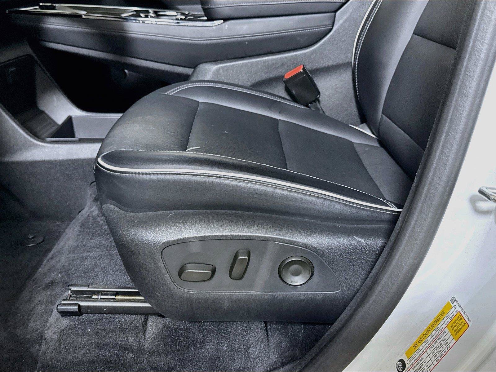 Used 2025 Buick Enclave Preferred FWD image 18
