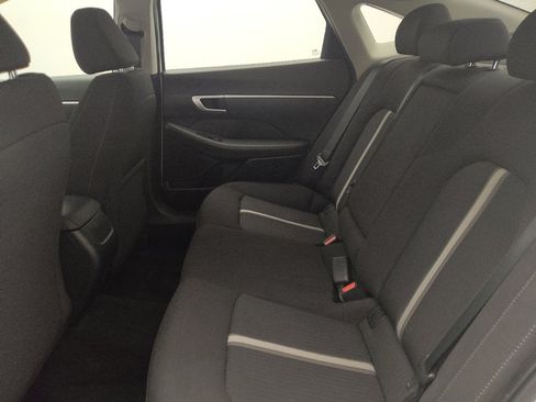 Used 2025 Hyundai Sonata SEL FWD image 18