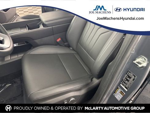 Used 2025 Hyundai Santa Fe SEL image 21