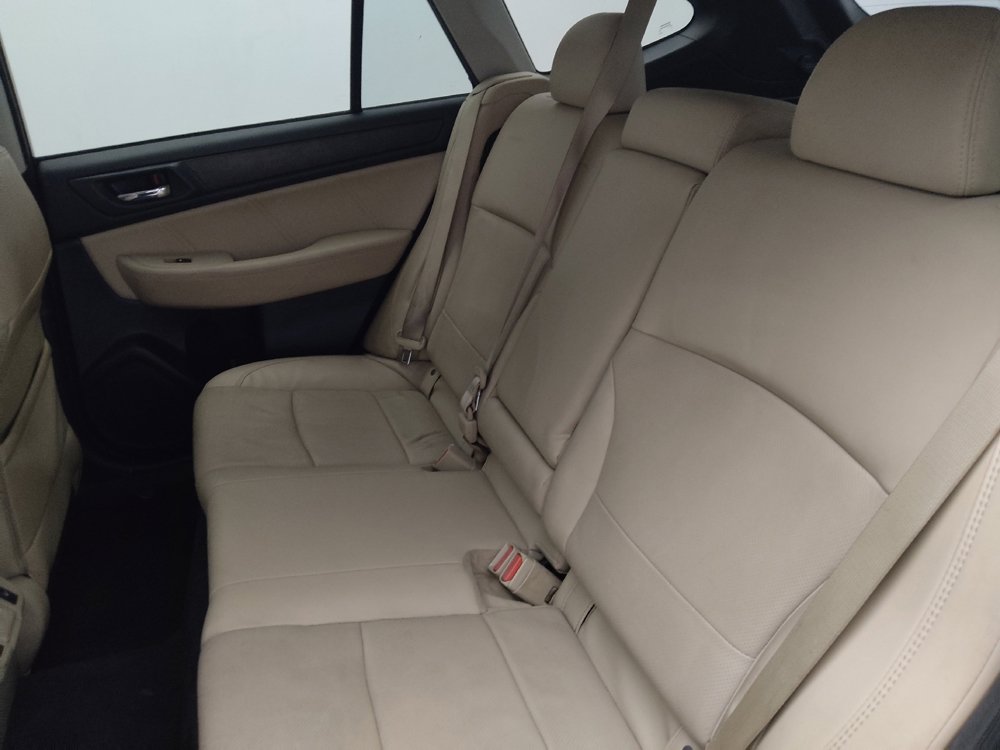 Used 2019 Subaru Outback 3.6R Limited AWD/4WD image 18