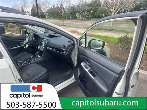 Used 2017 Subaru Crosstrek 2.0i Limited w/ Popular Package #2 image 17