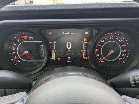 New 2026 Jeep Wrangler Unlimited Sahara AWD/4WD image 28