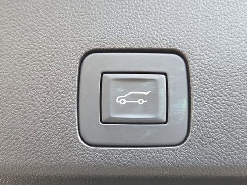 Certified 2023 Buick Encore GX Select w/ Sport Touring Package image 6