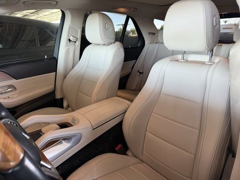 Used 2022 Mercedes-Benz GLE 350 4MATIC image 3