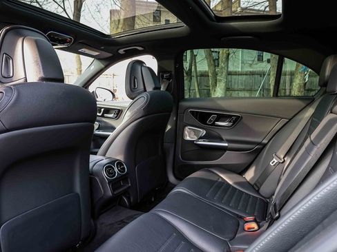 Used 2023 Mercedes-Benz C 43 AMG 4MATIC Sedan image 21