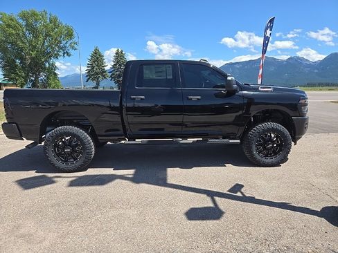 New 2025 RAM 2500 Tradesman image 8