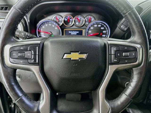 Used 2019 Chevrolet Silverado 1500 LTZ w/ LTZ Convenience Package AWD/4WD image 19