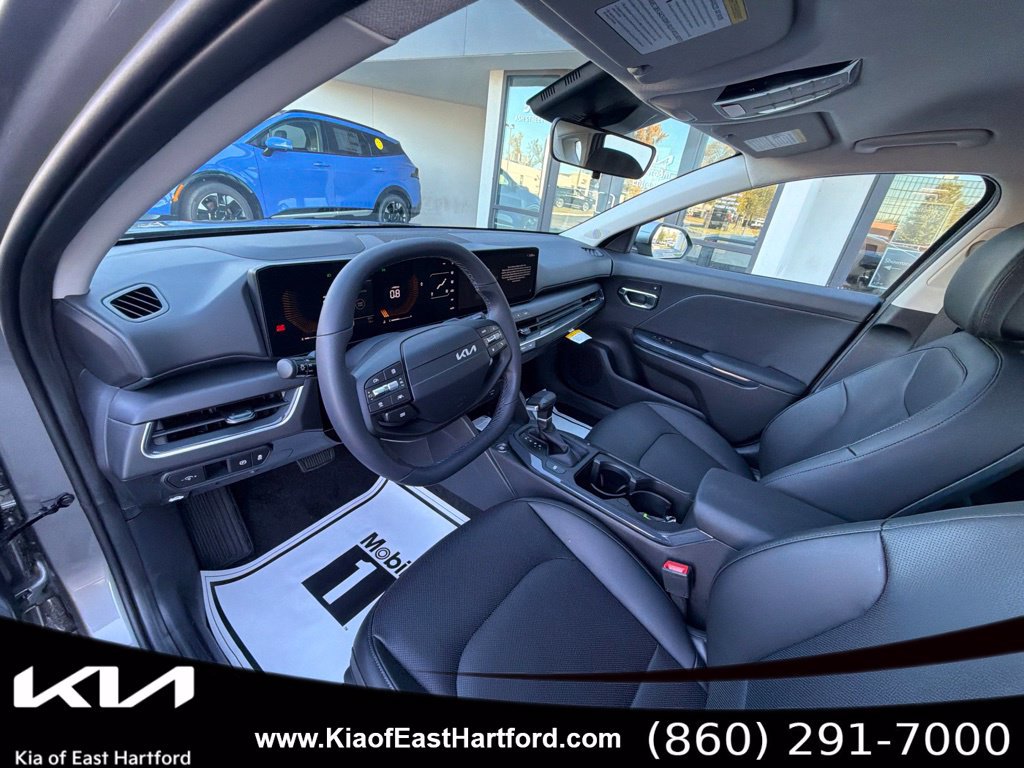 New 2026 Kia K4 EX FWD image 32