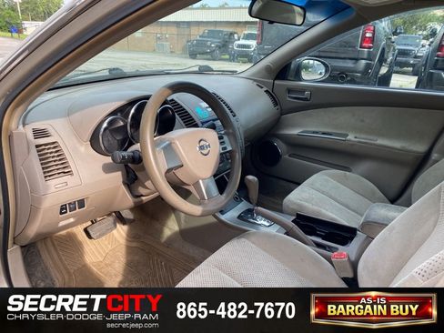 Used 2005 Nissan Altima 2.5 S w/ (S02) Side Airbags Pkg FWD image 12