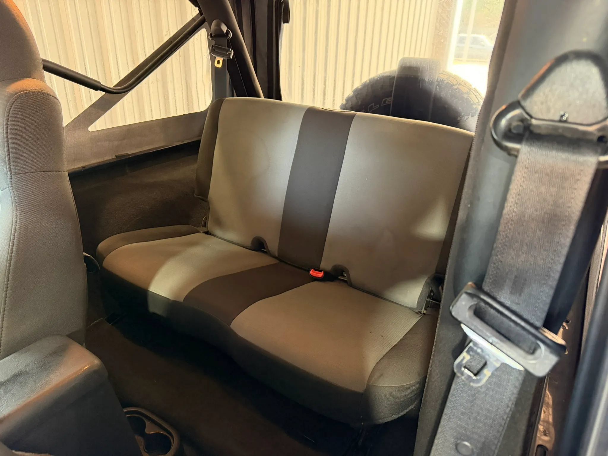Used 2005 Jeep Wrangler Unlimited AWD/4WD image 10