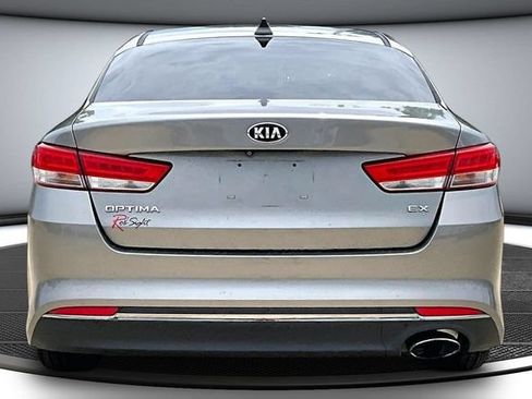 Used 2017 Kia Optima EX FWD image 5