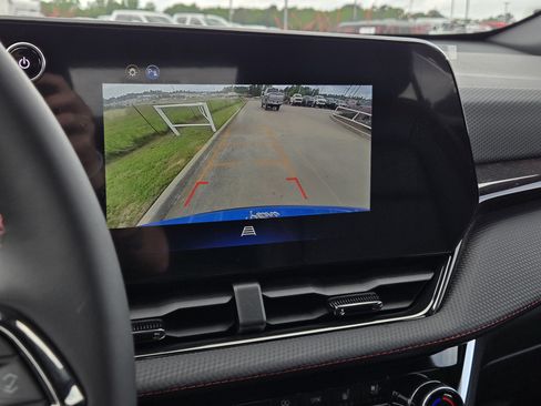 New 2026 Chevrolet Equinox RS w/ Convenience Package III FWD image 11