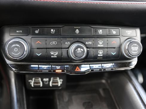 Used 2023 Dodge Durango R/T image 31