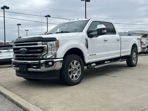 Used 2020 Ford F350 Lariat w/ Lariat Ultimate Package image 2