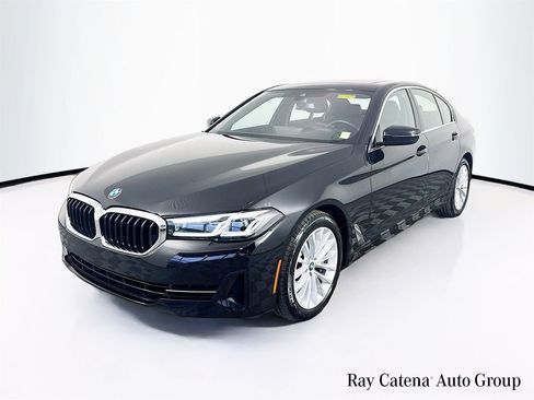 Used 2023 BMW 530i xDrive w/ Convenience Package AWD/4WD image 3