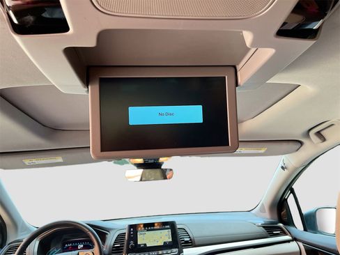 Used 2023 Honda Odyssey Touring image 35