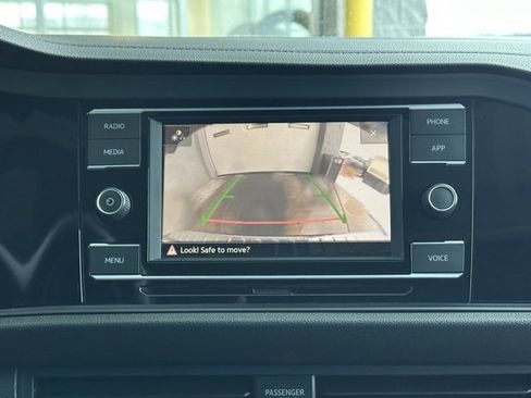 Certified 2020 Volkswagen Jetta R-Line w/ R-Line Cold Weather Package image 35