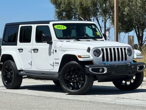 Used 2023 Jeep Wrangler Unlimited Sahara w/ Cold Weather Group AWD/4WD image 2