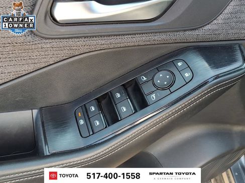 Used 2023 Nissan Rogue SV FWD image 14
