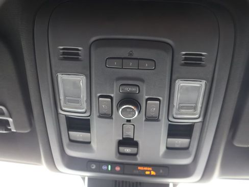 Used 2024 GMC Yukon XL Denali w/ LPO, Floor Liner Package AWD/4WD image 19