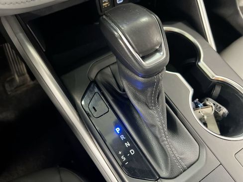 Used 2023 Toyota Highlander XLE FWD image 18